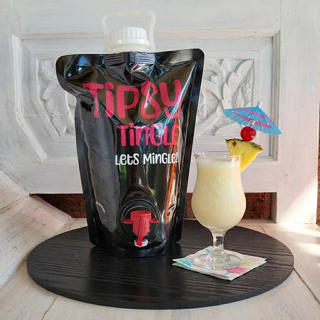 Piña Colada Cocktail Party Bag with tropical pineapple and coconut cocktail